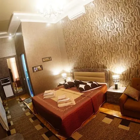 Апартаменты ALINA'S ROOM Кутаиси Экстерьер фото