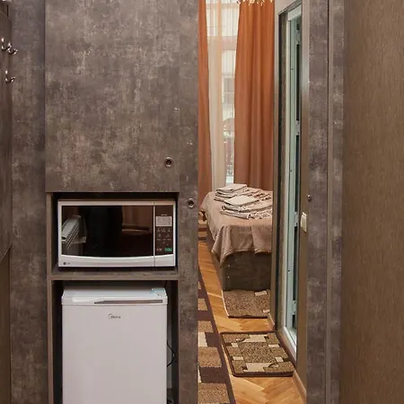 Апартаменты ALINA'S ROOM Кутаиси Экстерьер фото
